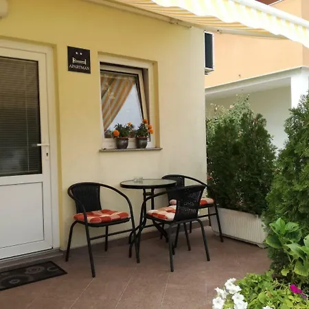 Ivana Fazana Exterior photo